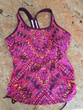 Athleta Vibrant Pink & Purple Printed Tankini Swim Top